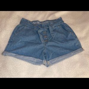 🤍Tie up denim shorts🤍